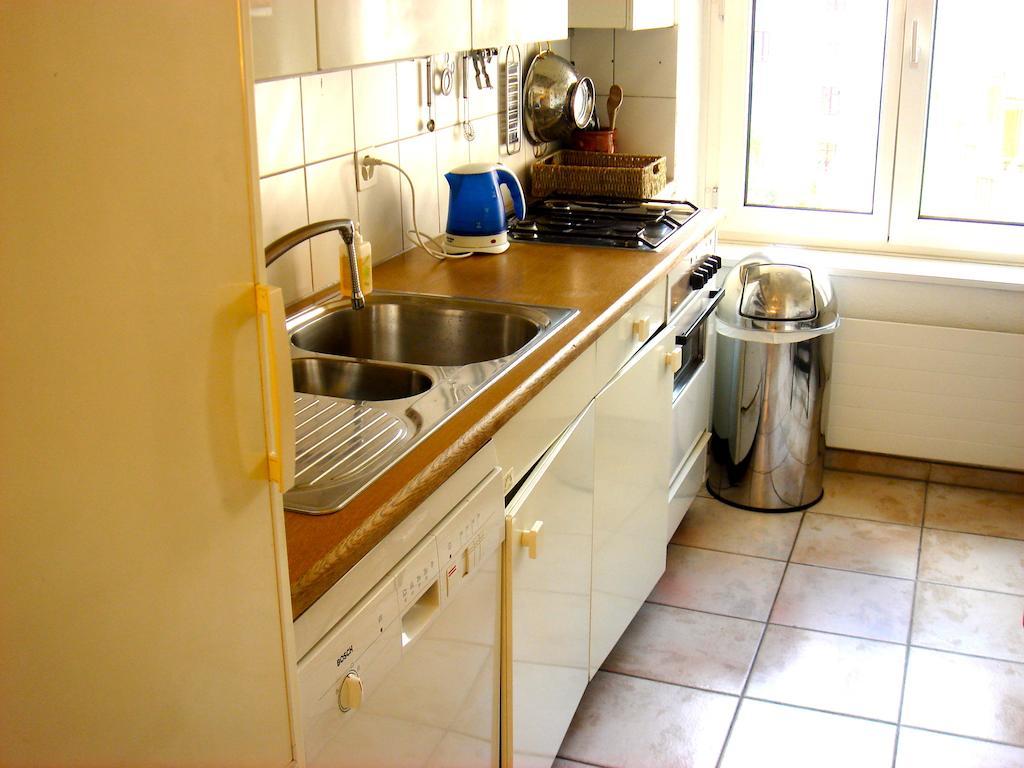 Dakini'S Bed & Breakfast ซูริก ภายนอก รูปภาพ