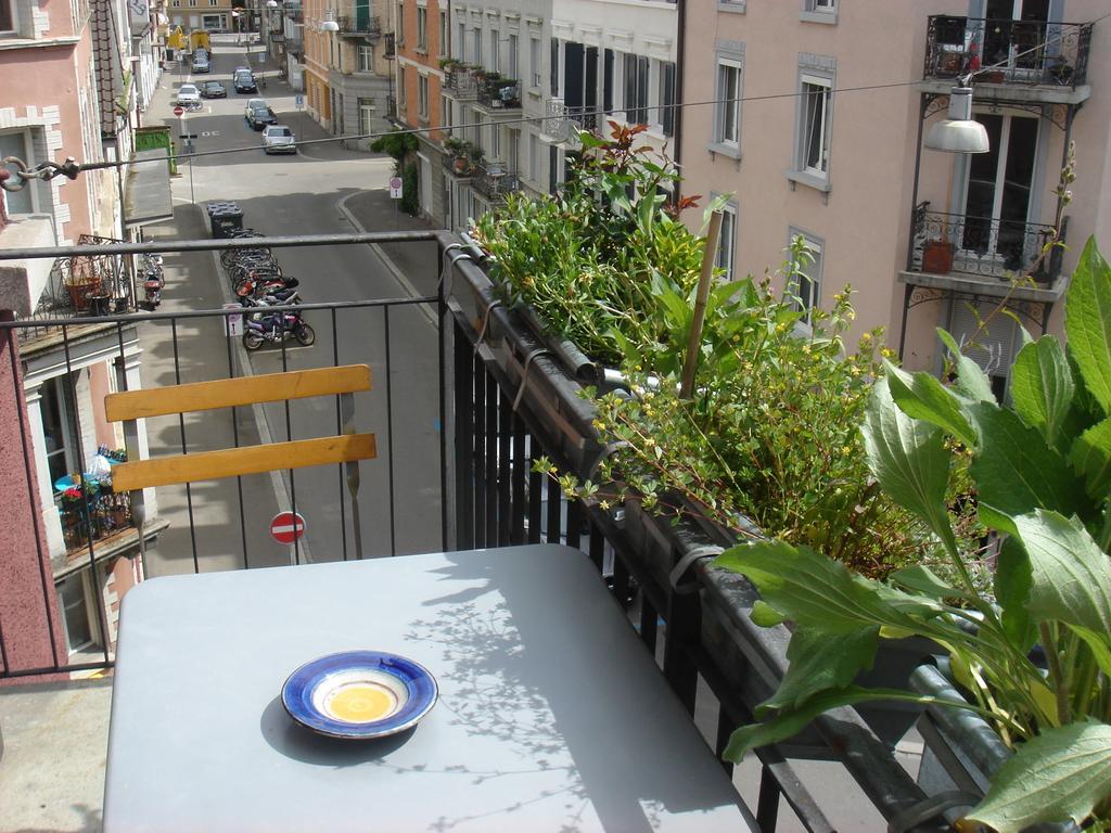 Dakini'S Bed & Breakfast ซูริก ภายนอก รูปภาพ