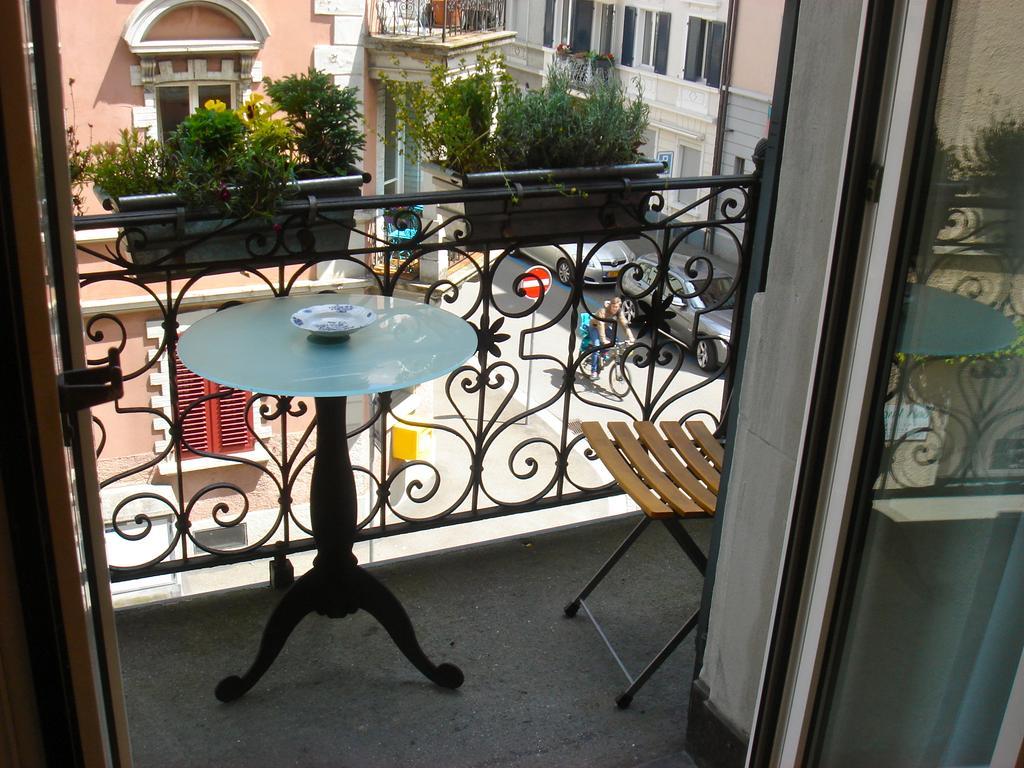 Dakini'S Bed & Breakfast ซูริก ภายนอก รูปภาพ